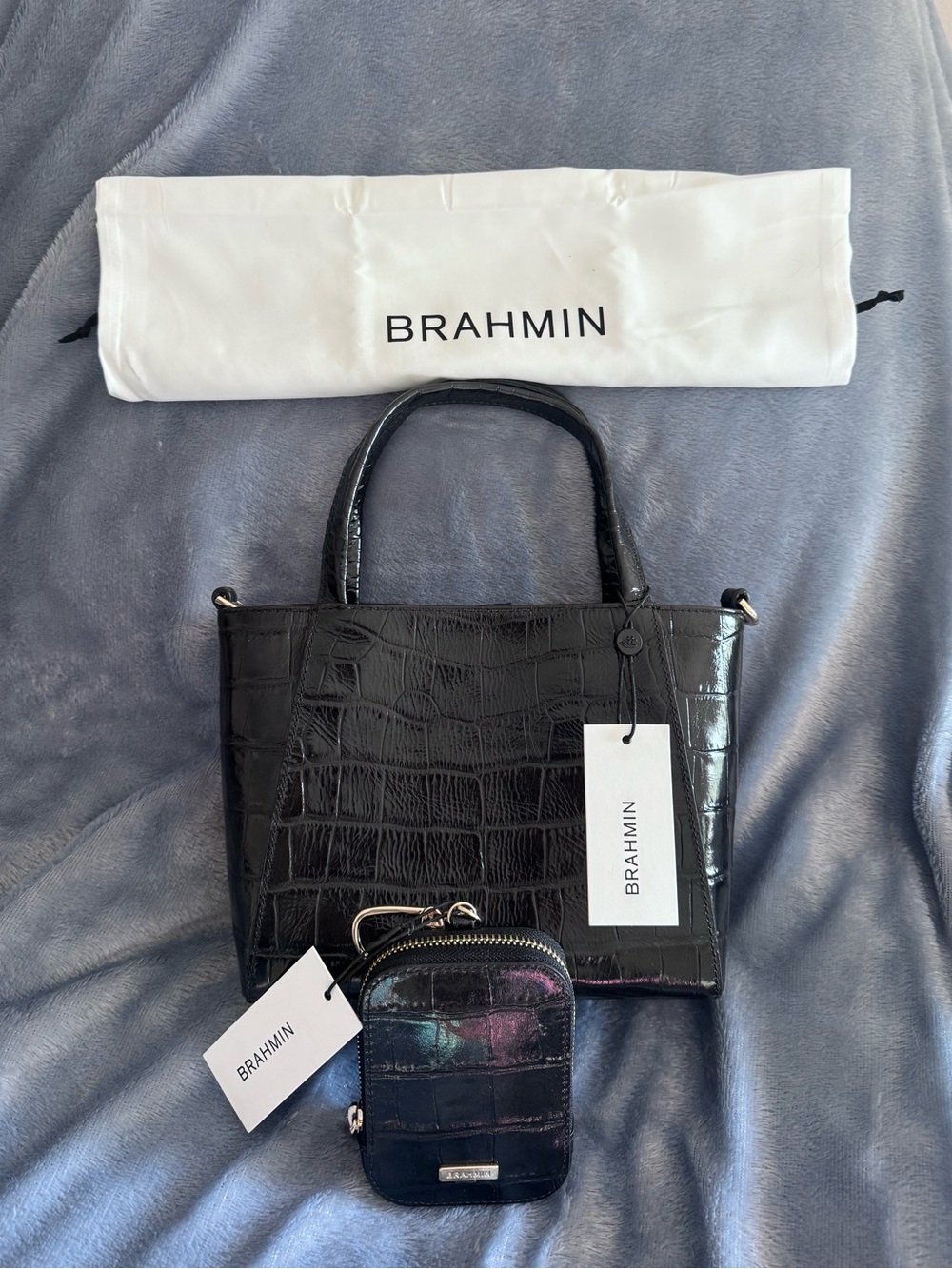 New With Tags Lot Brahmin Mona Purse Black , Dust Cover, And Matching Pouch